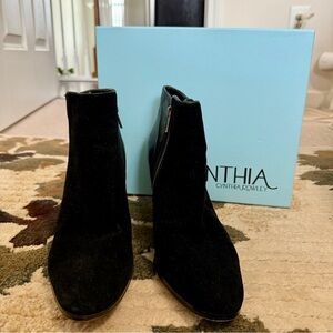 Cynthia Rowley Elegant Black Ankle Booties